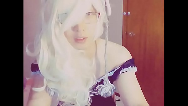Filthy Asian ladyboy cums with a married man in the kitchen counter —