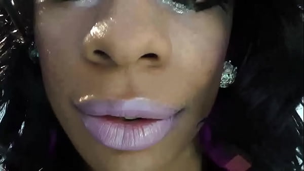 Black shemale tranny plays with her dick Hot Scene HD