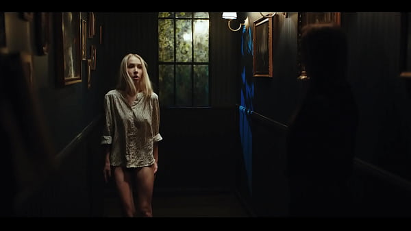 It Follows Shemale Horror Parody – Cute Petite Blonde Girl Creampied