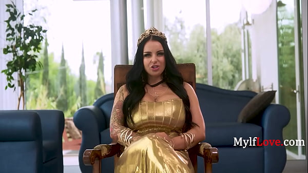 Pisces Stunner Payne Presley Discusses her Fashion Will Riding with