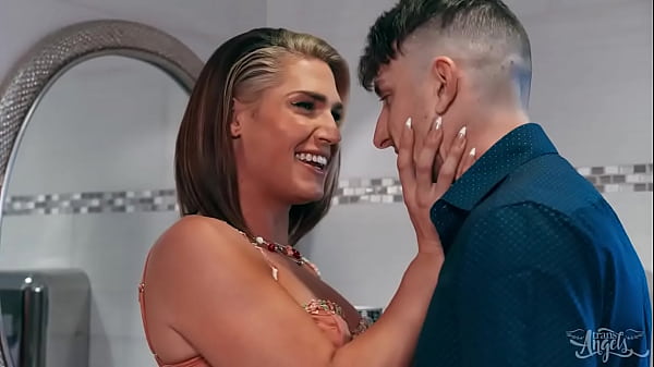 Trans Angels – Michael Jackman, Kalli Grace – Date Swap Fuck