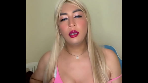 Raw Oral Session with a Tgirl